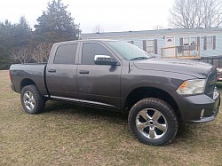 Dodge 5.7 after complete engine gasket set, oil pump,... and cleaned and detailed